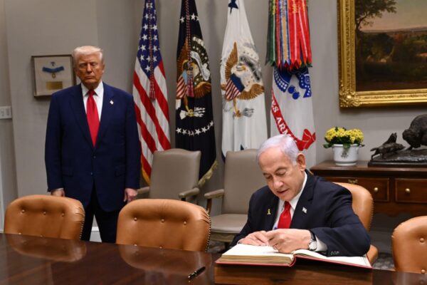 נתניהו וטראמפ בפגישה